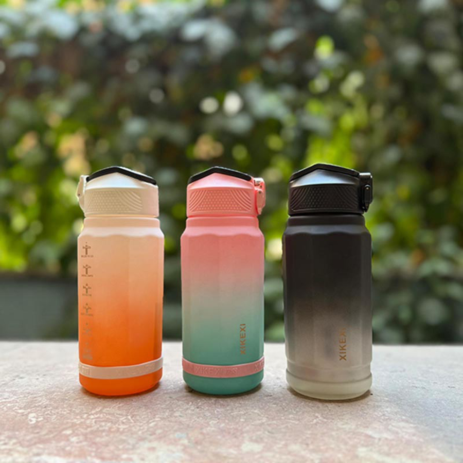 قمقمه ورزشی XIKEXI نشکن نی دار درب قفل شونده حجم 700ml کد O35