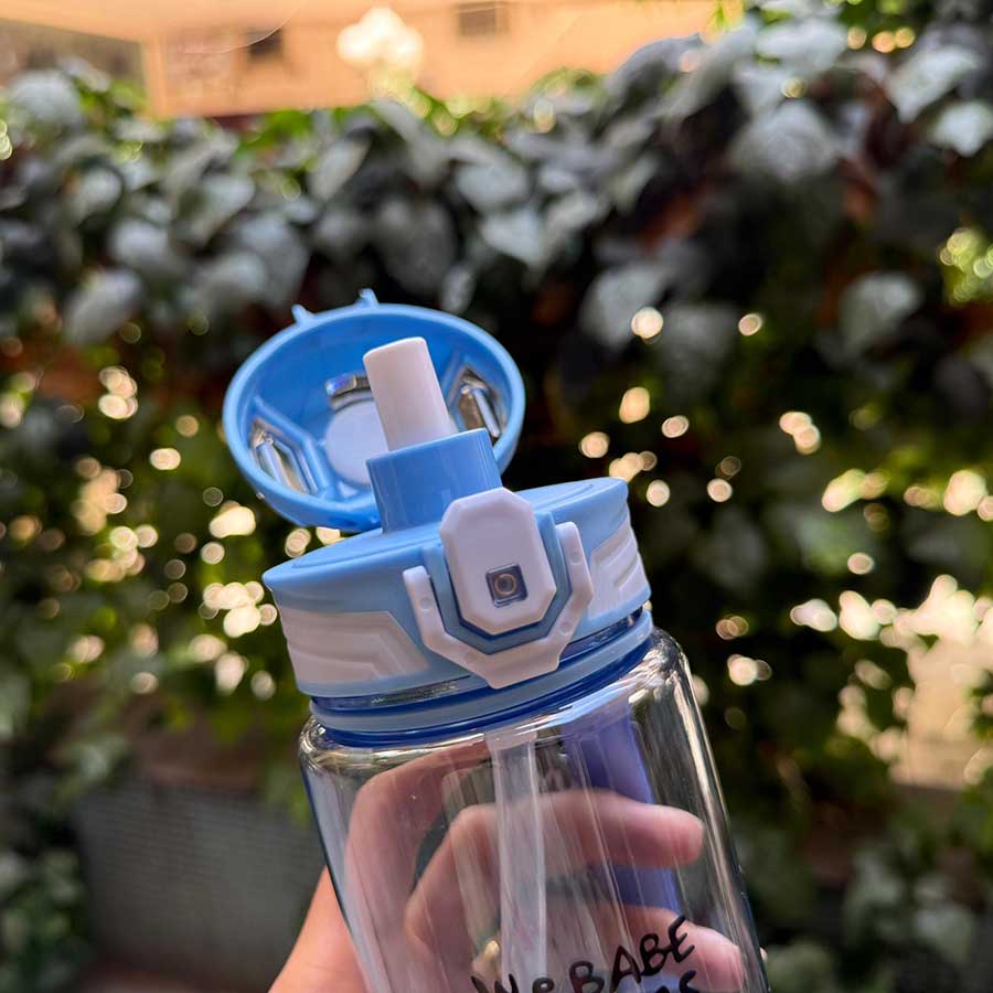 قمقمه کودک نی‌دار و قفل دار  BPA Free کد YY-649 حجم 800ml