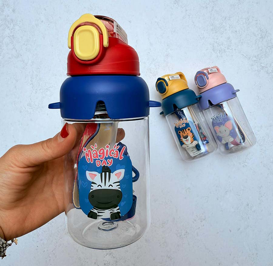 قمقمه کودک نی‌دار و بند دار فاقد BPA و درب قفل شونده حجم 650ml کد O33-2266
