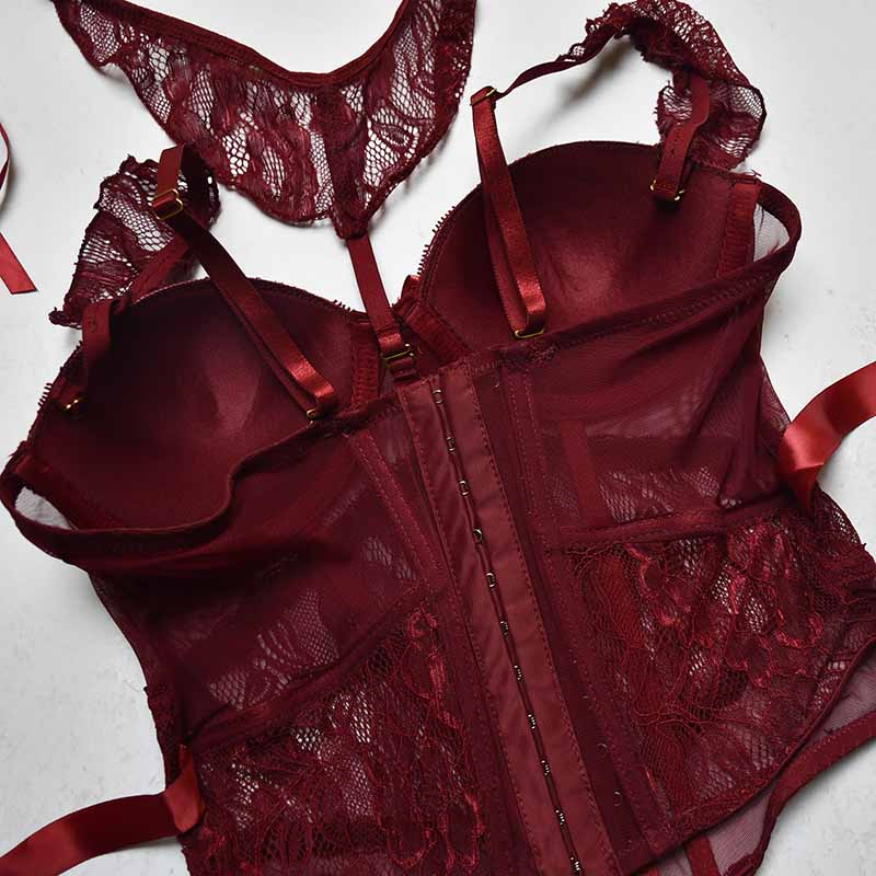 بادی زنانه فانتزی گیپوری مدل کاپ دار اسفنجی 5 فنره 3 ردیف قزن کد HR-1480