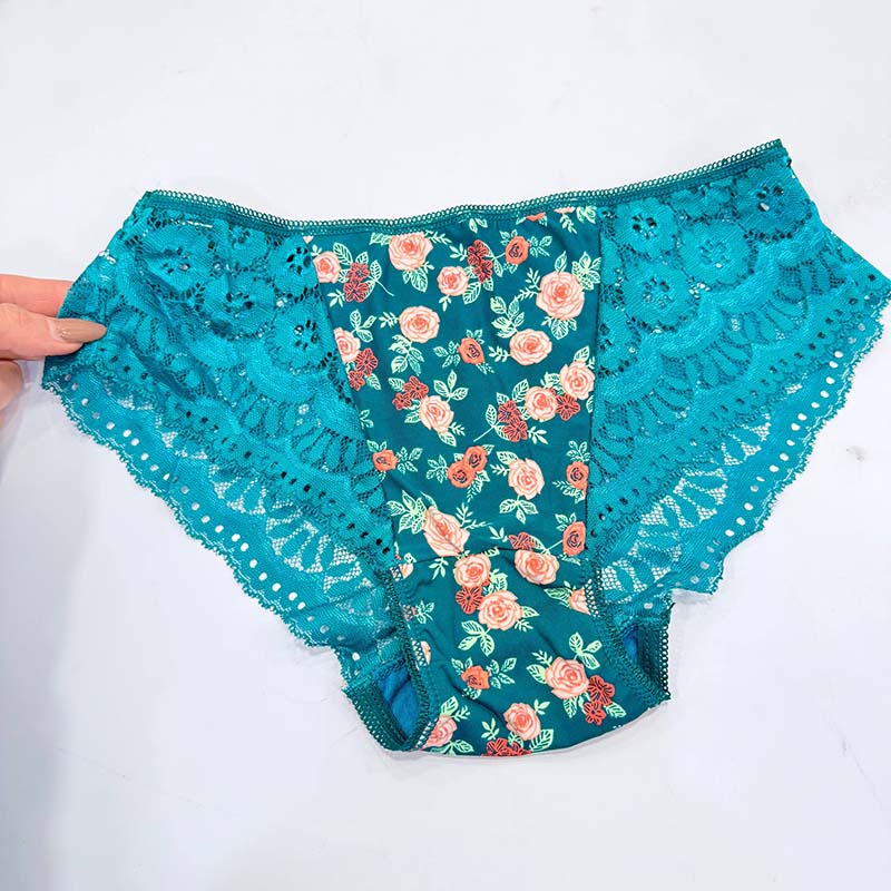 ست شورت و سوتین اسفنجی گلدار کاپ B برند Anatef کد 1595