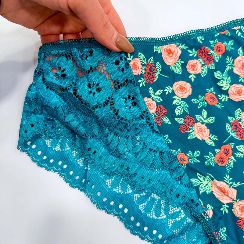 ست شورت و سوتین اسفنجی گلدار کاپ B برند Anatef کد 1595