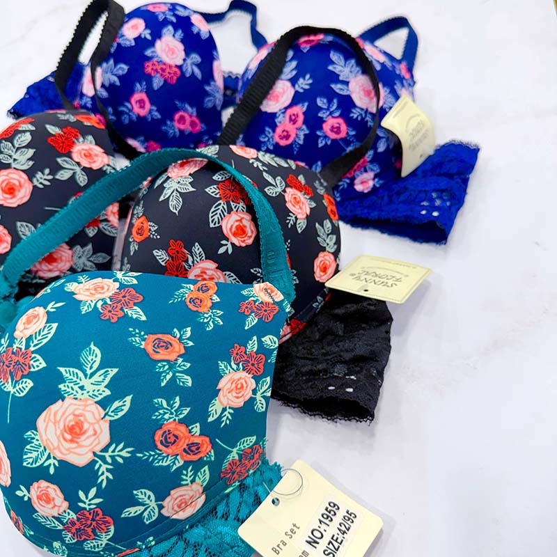 ست شورت و سوتین اسفنجی گلدار کاپ B برند Anatef کد 1595