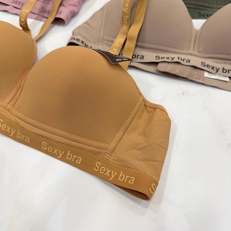 سوتین اسفنجی کبریتی بدون فنر برند HYL کد 2318