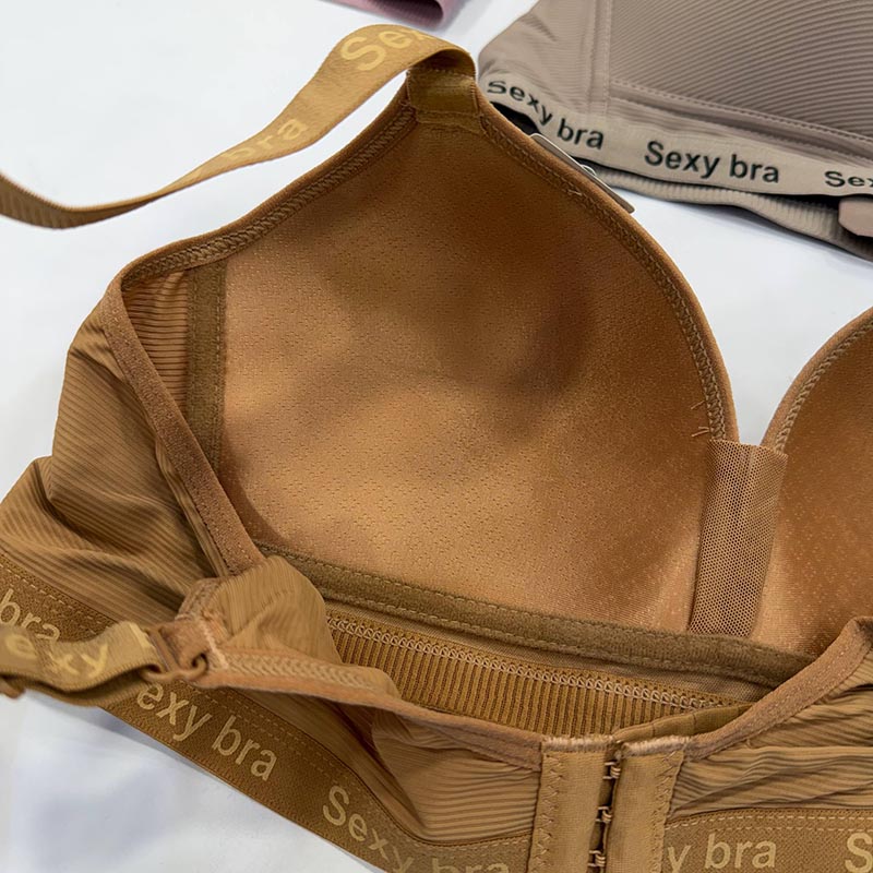 سوتین اسفنجی کبریتی بدون فنر برند HYL کد 2318