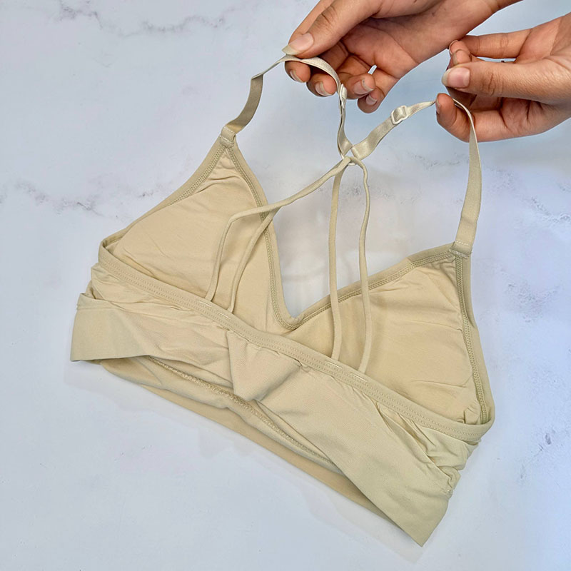 نیم‌ تنه کراپ زنانه وارداتی مدل اسپرت بند ضربدری کد 8853