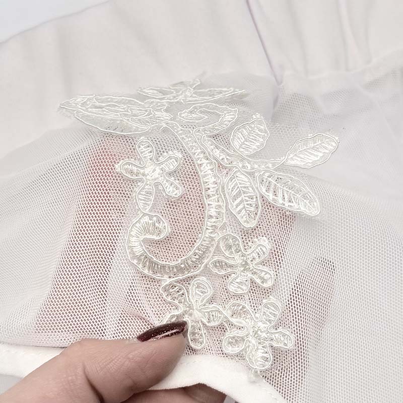 ست لباس خواب دو تکه مدل کش پهن طرح حریر و گلدوزی شده کد 1513