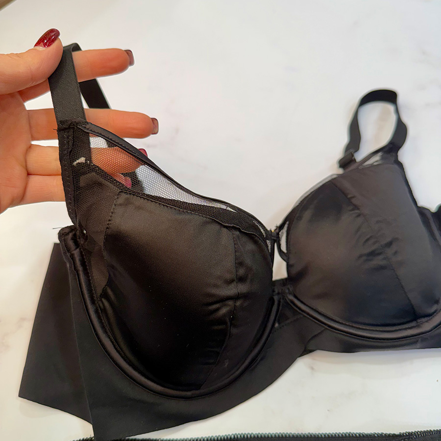 ست شورت و سوتین اسفنجی فنر دار کد 237