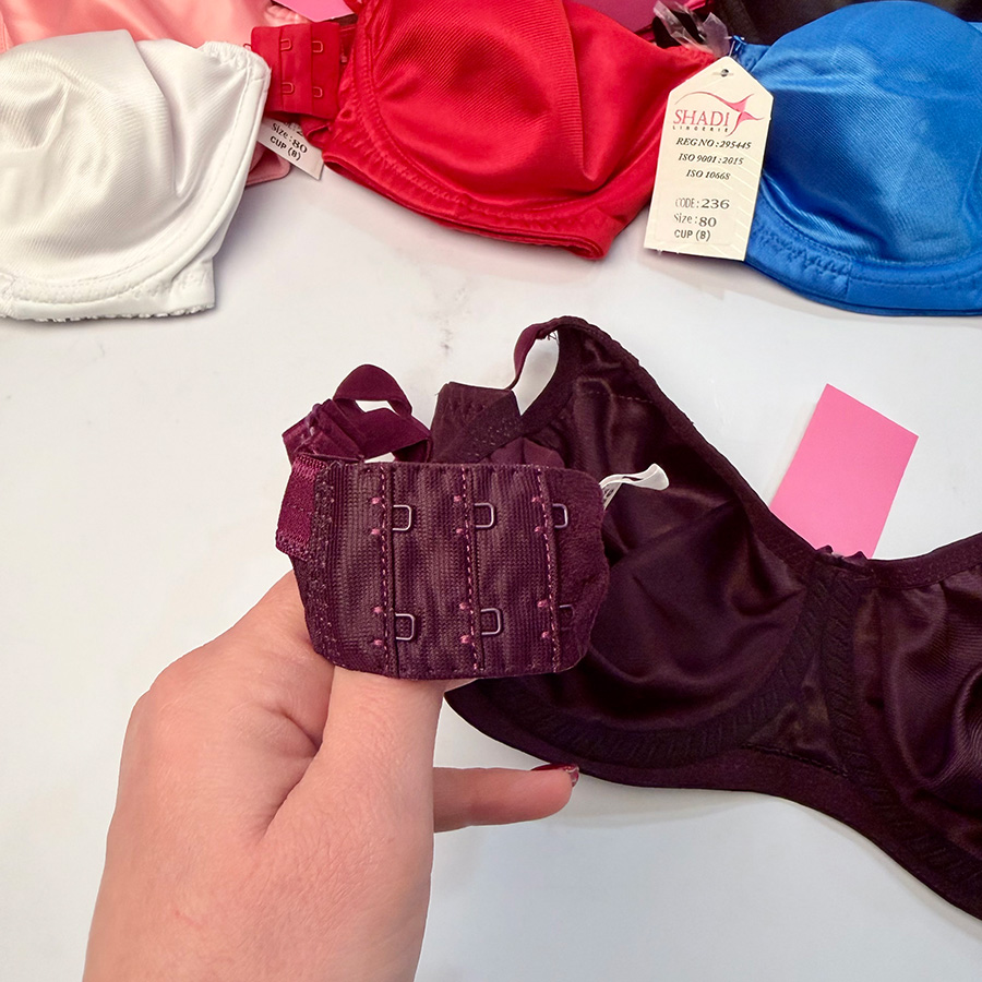 سوتین زنانه پرلون ساتن براق فنردار کاپ B برند شادی کد 236